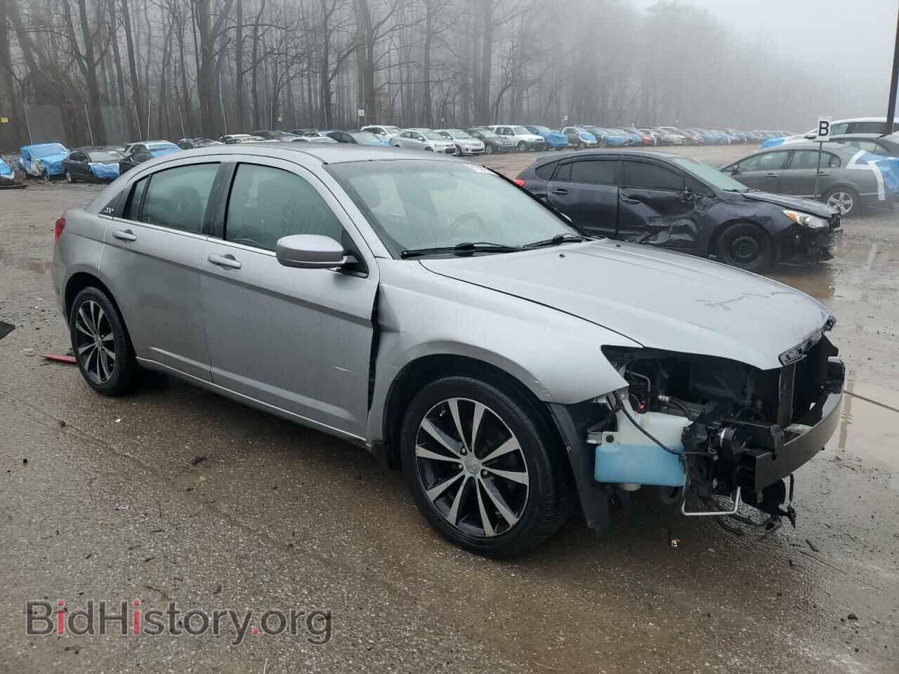 2013 CHRYSLER 200 - VIN: 1C3CCBBB6DN579779 - Фото 4