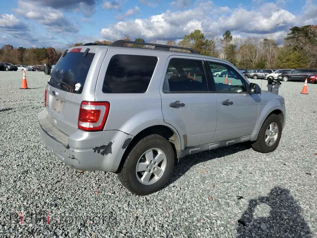 2011 FORD ESCAPE - VIN: 1FMCU9D72BKA11890 - Фото 3