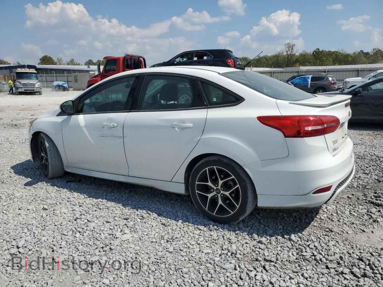 2016 FORD FOCUS - VIN: 1FADP3F29GL376346 - Фото 2
