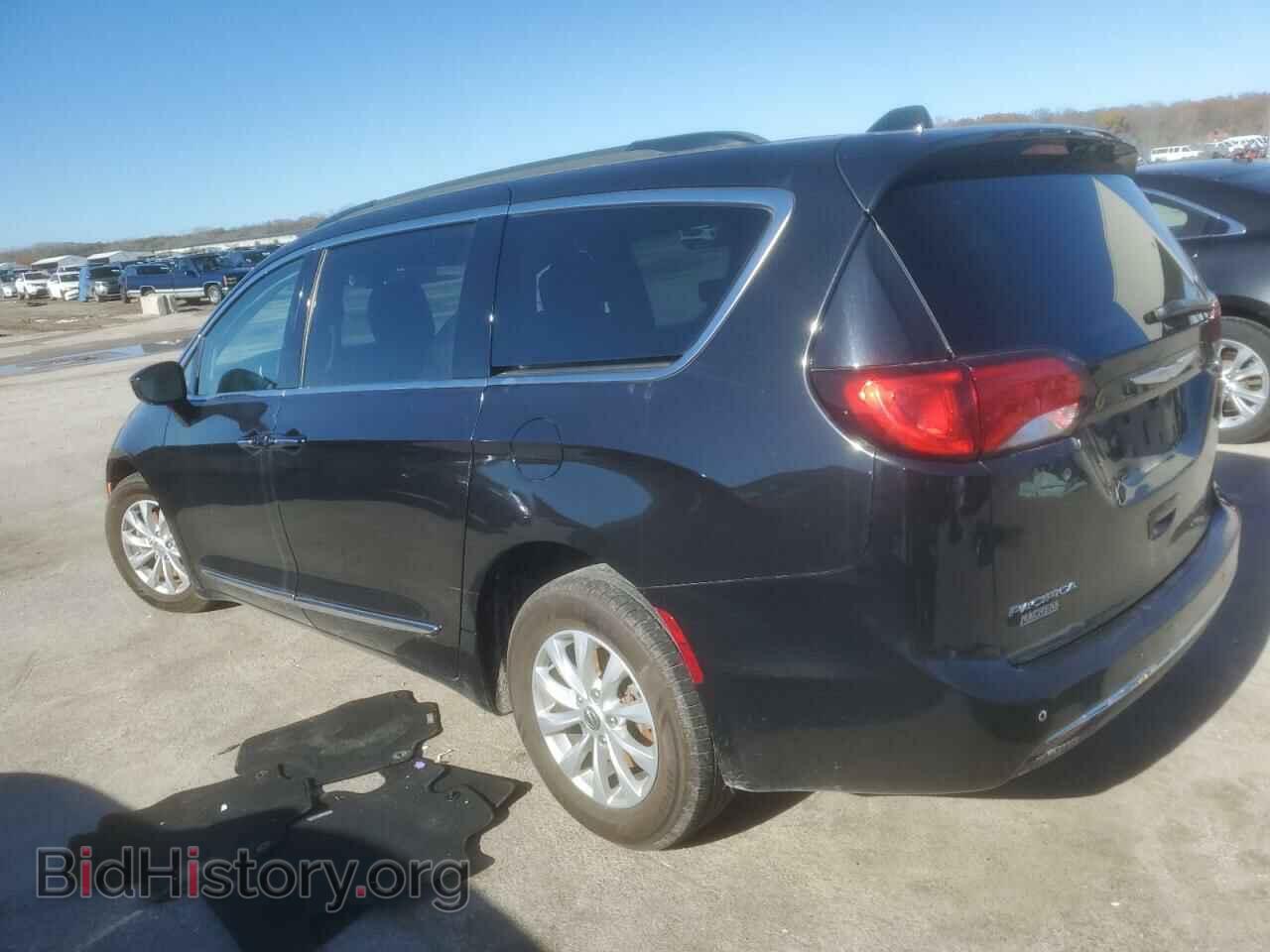 2017 CHRYSLER PACIFICA - VIN: 2C4RC1BG9HR613086 - Фото 2
