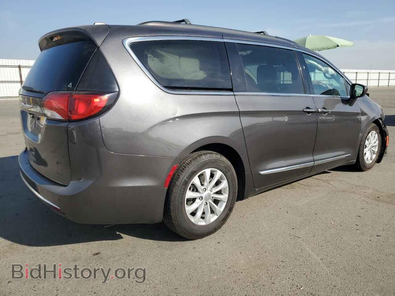 2017 CHRYSLER PACIFICA - VIN: 2C4RC1BGXHR720079 - Фото 3