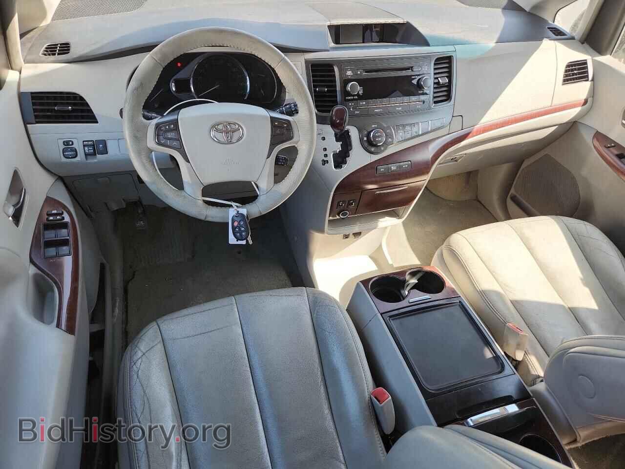 2012 TOYOTA All Models - VIN: 5TDDK3DC9CS048583 - Фото 8