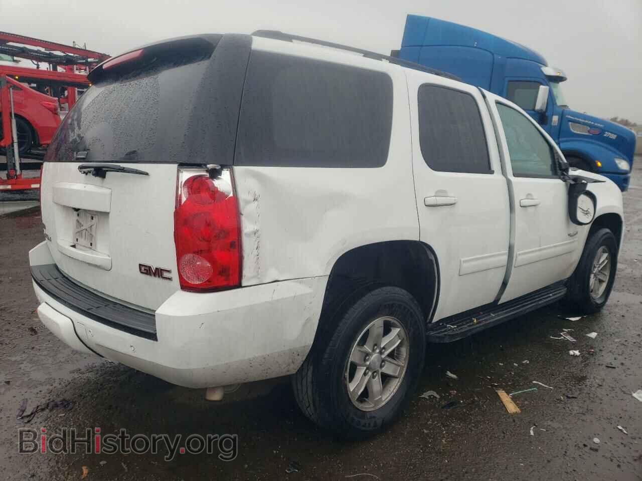 2011 GMC YUKON - VIN: 1GKS2AE01BR329519 - Фото 3