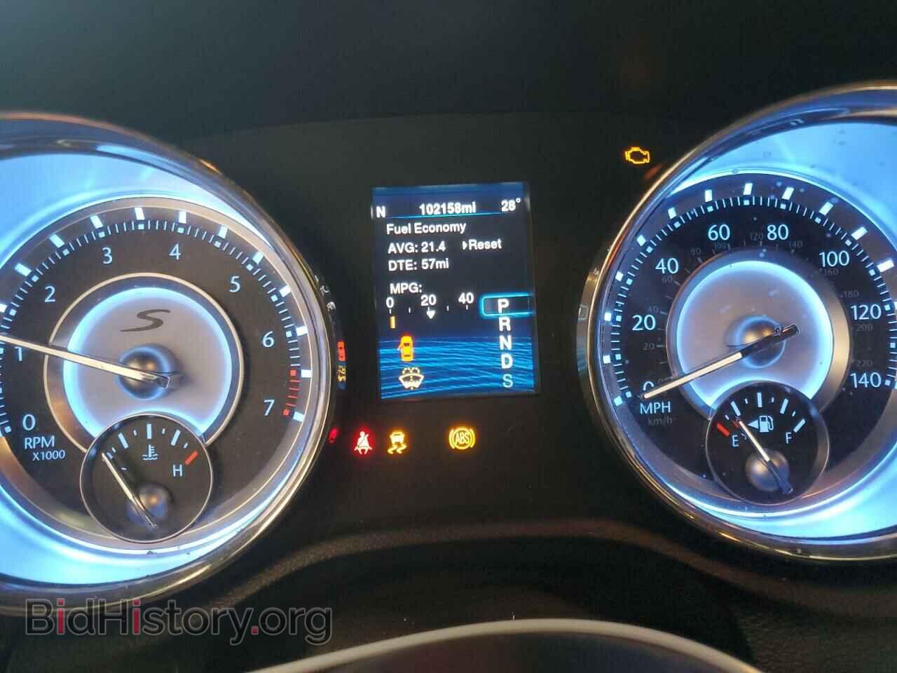 2014 CHRYSLER 300 - VIN: 2C3CCABGXEH238448 - Фото 9
