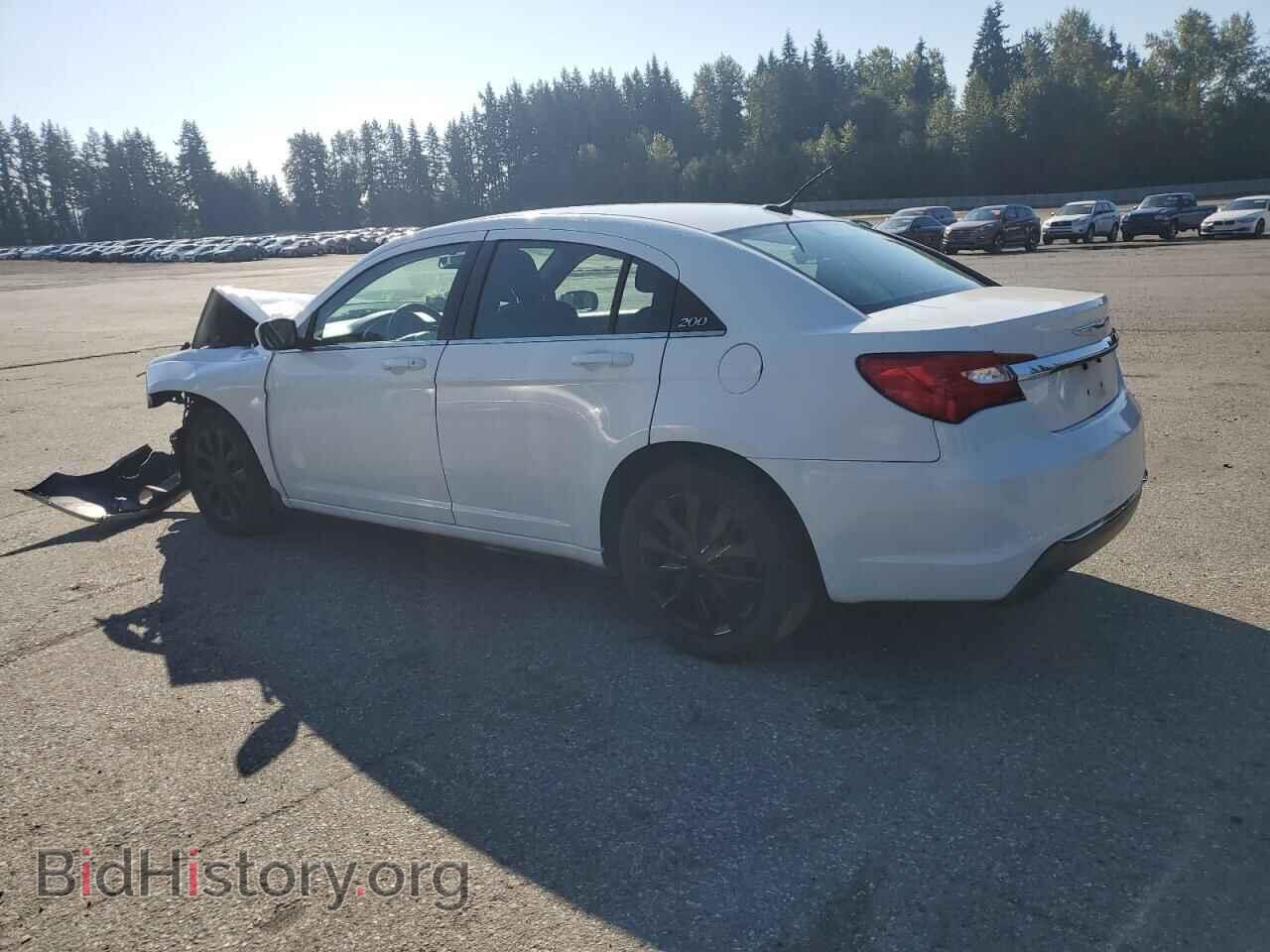 2012 CHRYSLER 200 - VIN: 1C3CCBAB1CN273928 - Фото 2