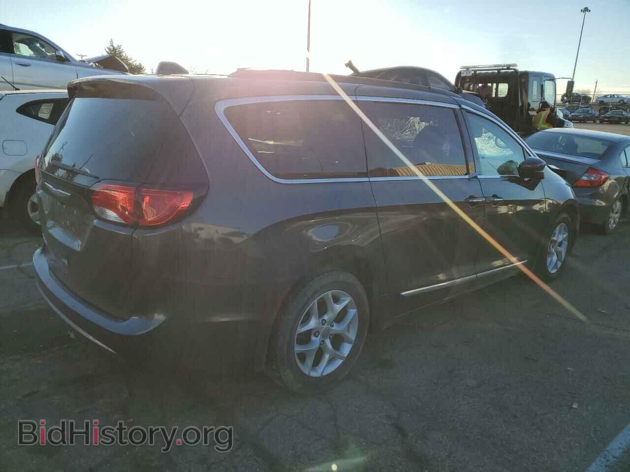2017 CHRYSLER PACIFICA - VIN: 2C4RC1BG8HR752920 - Фото 3