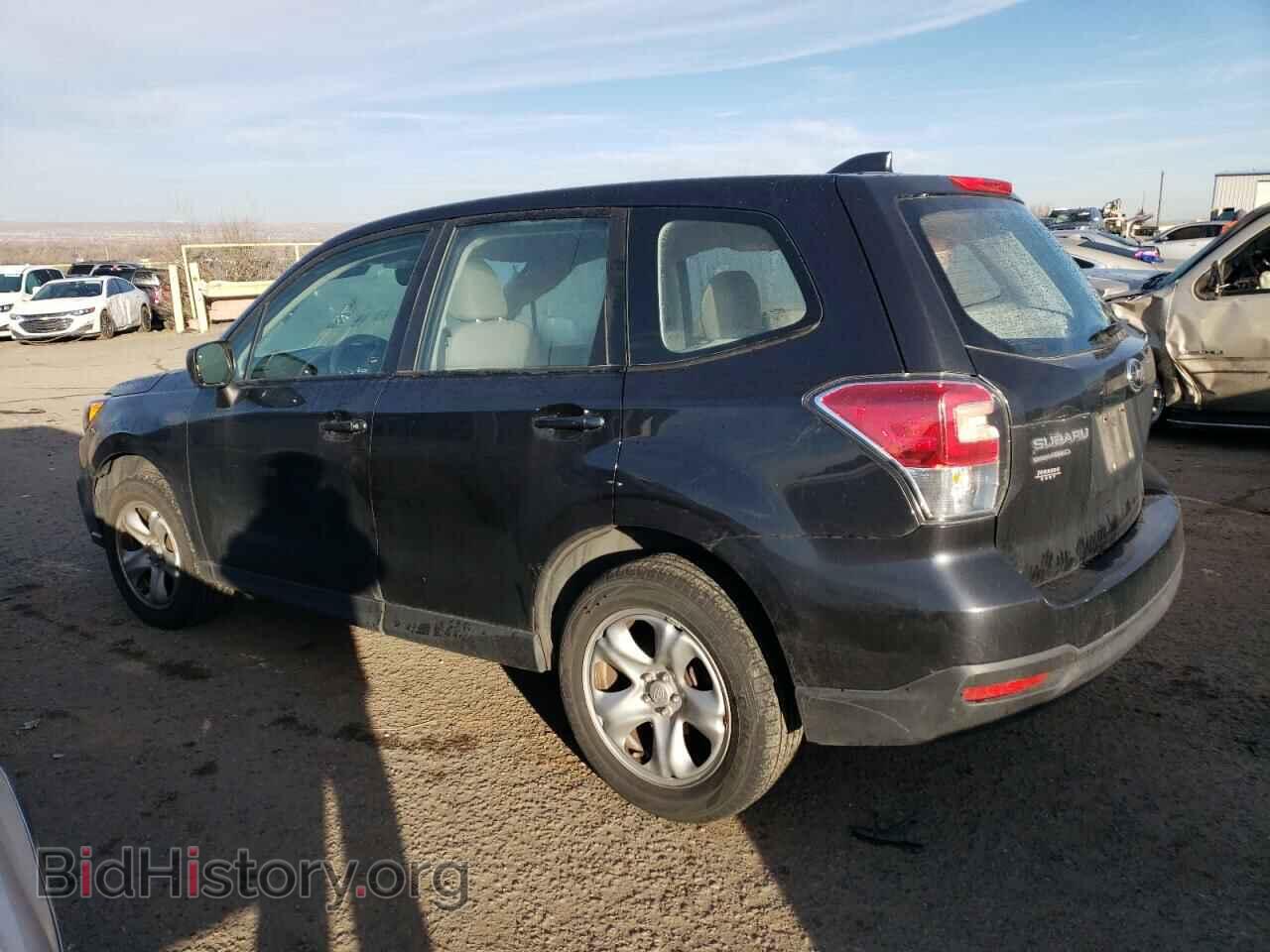 2017 SUBARU FORESTER - VIN: JF2SJAAC8HG453601 - Фото 2