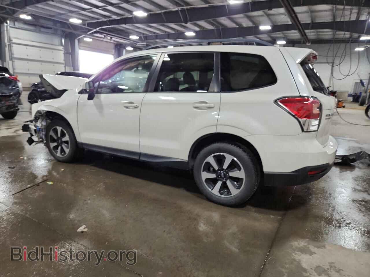 2017 SUBARU FORESTER - VIN: JF2SJAECXHH426288 - Фото 2