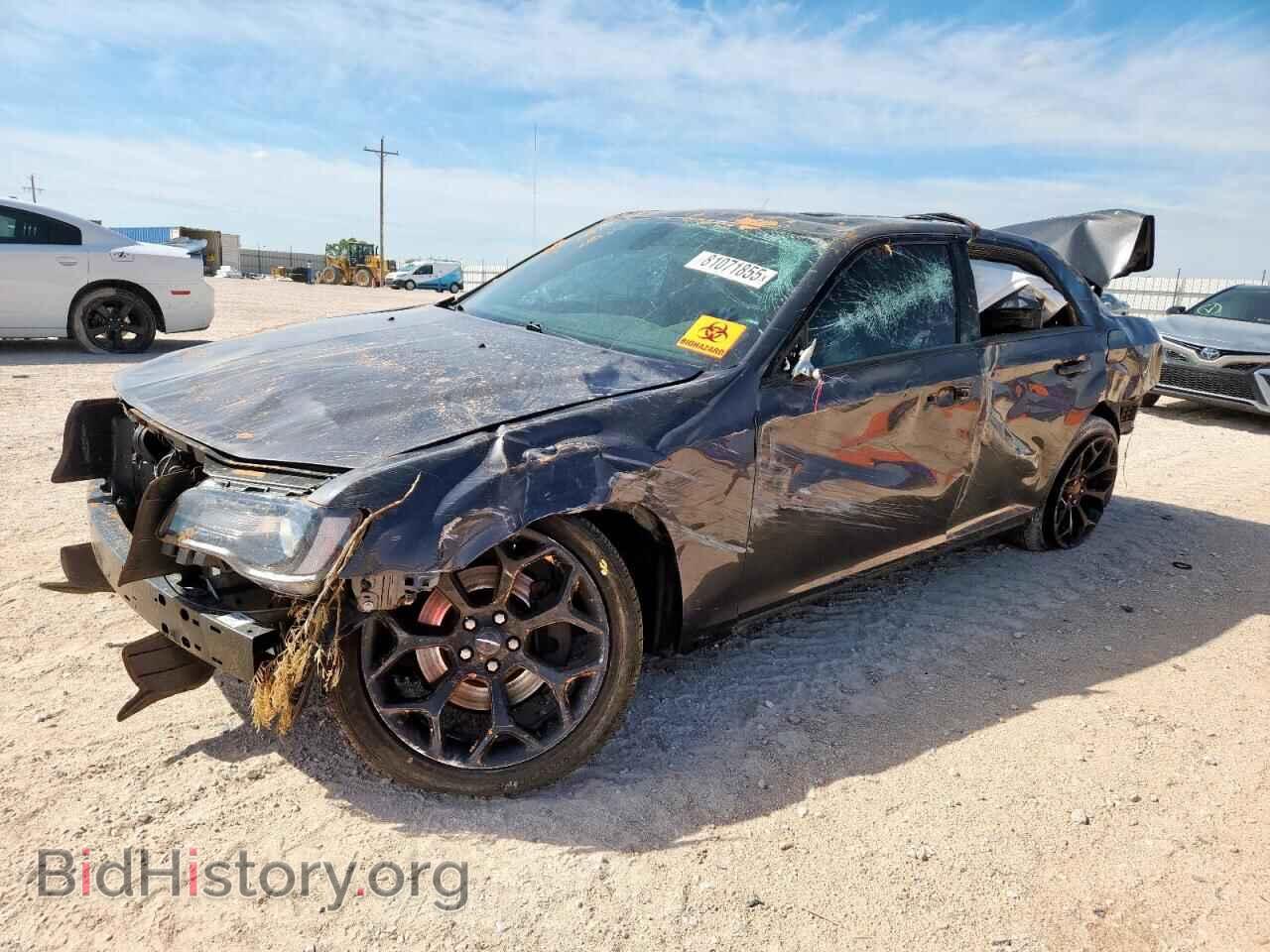 Фотография 2C3CCABT1KH569640 - CHRYSLER 300 2019