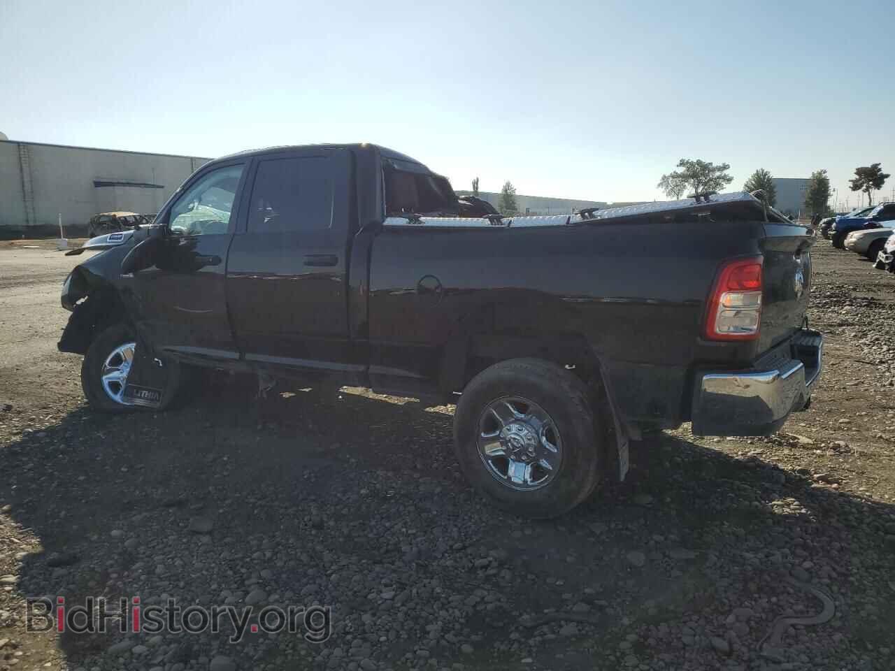 2024 RAM 2500 - VIN: 3C6UR5CL4RG233809 - Фото 2