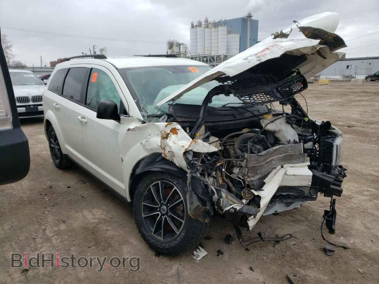 2018 DODGE JOURNEY - VIN: 3C4PDCAB5JT158858 - Фото 4