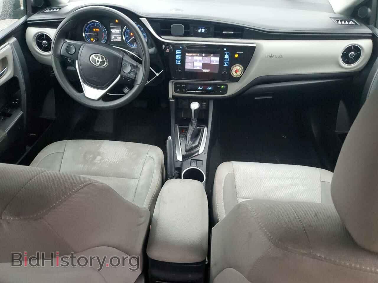 2017 TOYOTA COROLLA - VIN: 2T1BURHE9HC938811 - Фото 8