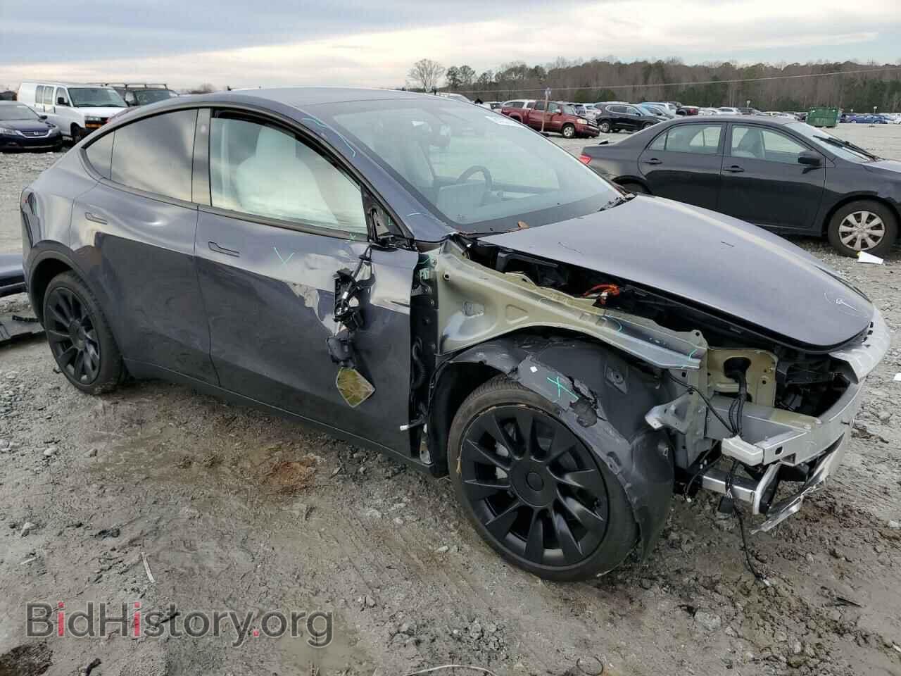 2023 TESLA MODEL Y - VIN: 7SAYGDEE3PF633391 - Photo 4