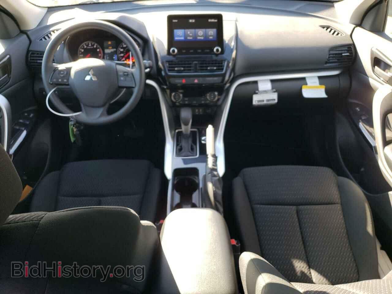 2024 MITSUBISHI ECLIPSE - VIN: JA4ATVAA2RZ064933 - Photo 8