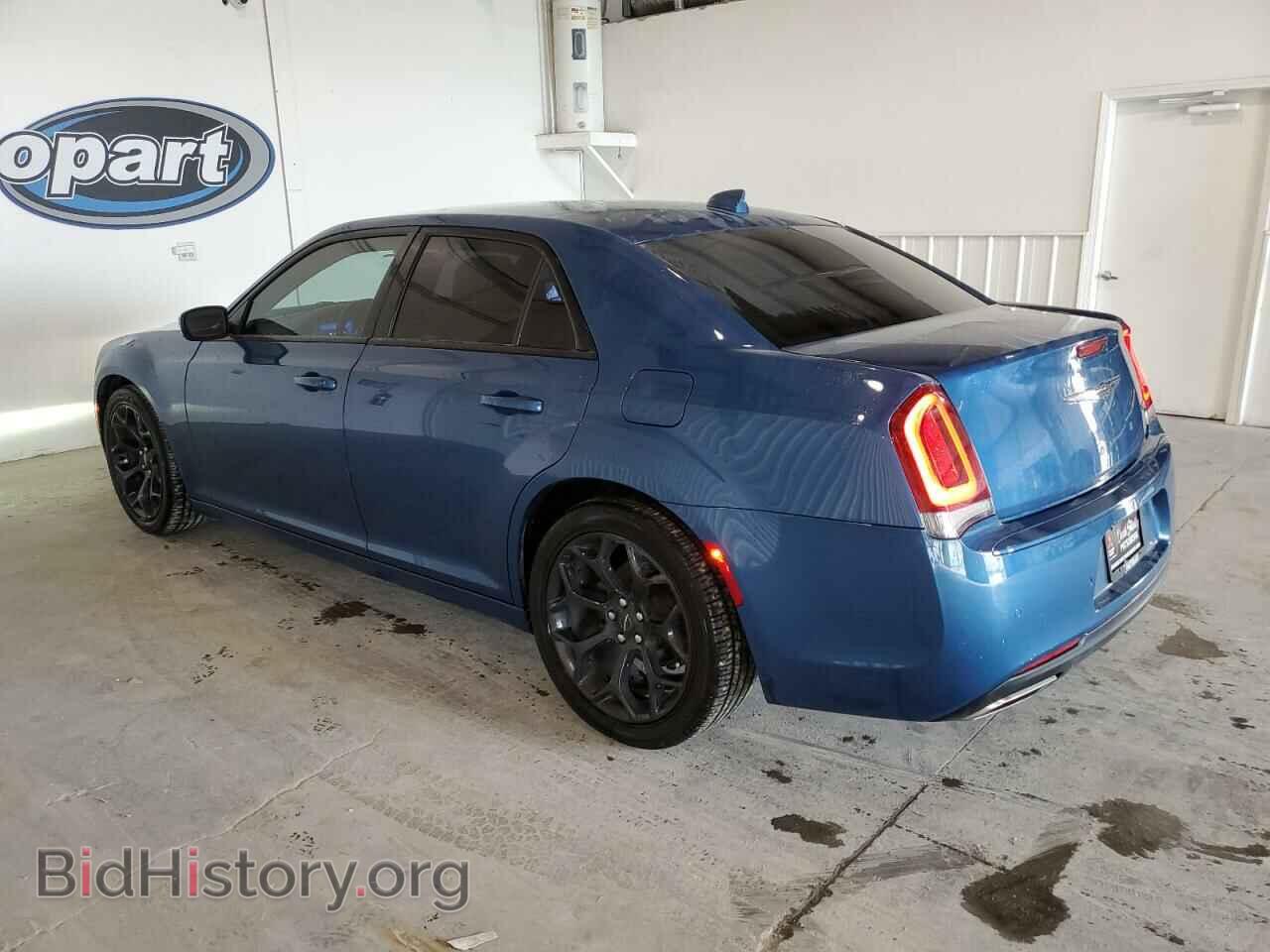 2020 CHRYSLER 300 - VIN: 2C3CCABG3LH164366 - Фото 2