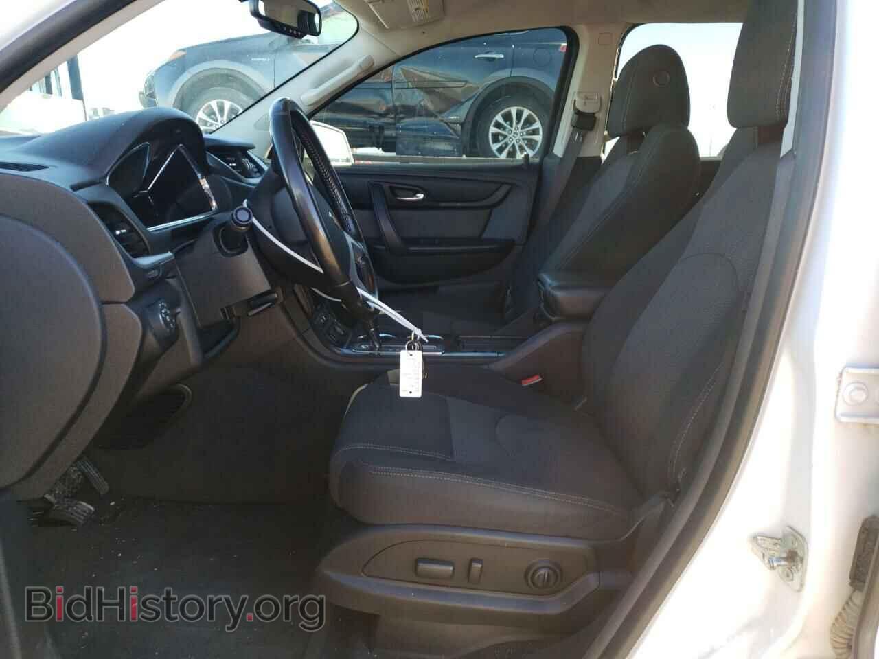 2017 CHEVROLET TRAVERSE - VIN: 1GNKVHKD2HJ318417 - Фото 7