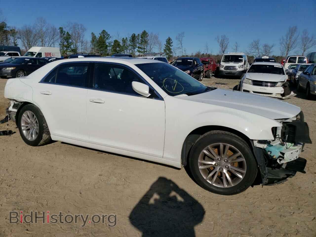 2018 CHRYSLER 300 - VIN: 2C3CCAAGXJH164895 - Фото 4