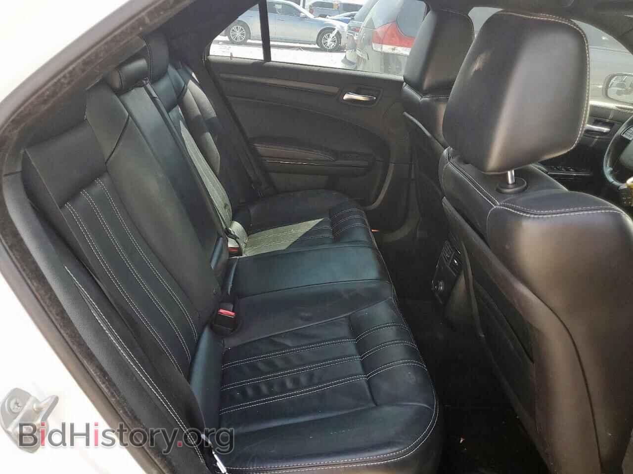 2014 CHRYSLER 300 - VIN: 2C3CCAGG2EH361542 - Фото 10