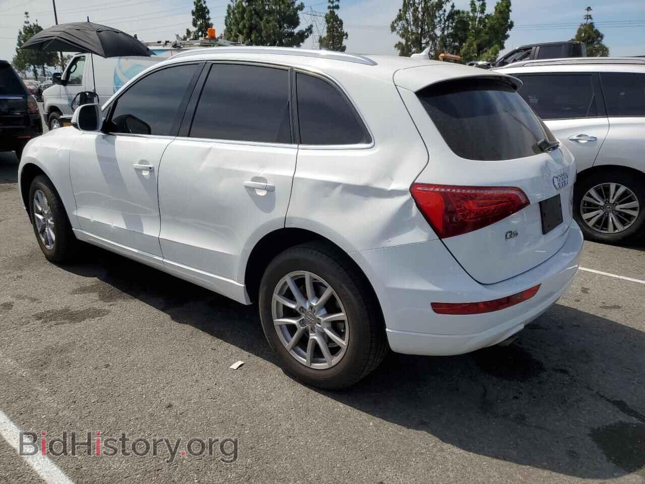 2011 AUDI Q5 - VIN: WA1CFAFP9BA046584 - Фото 2