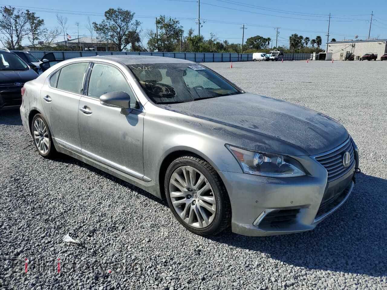 2016 LEXUS LS460 - VIN: JTHBL5EF2G5140511 - Photo 4