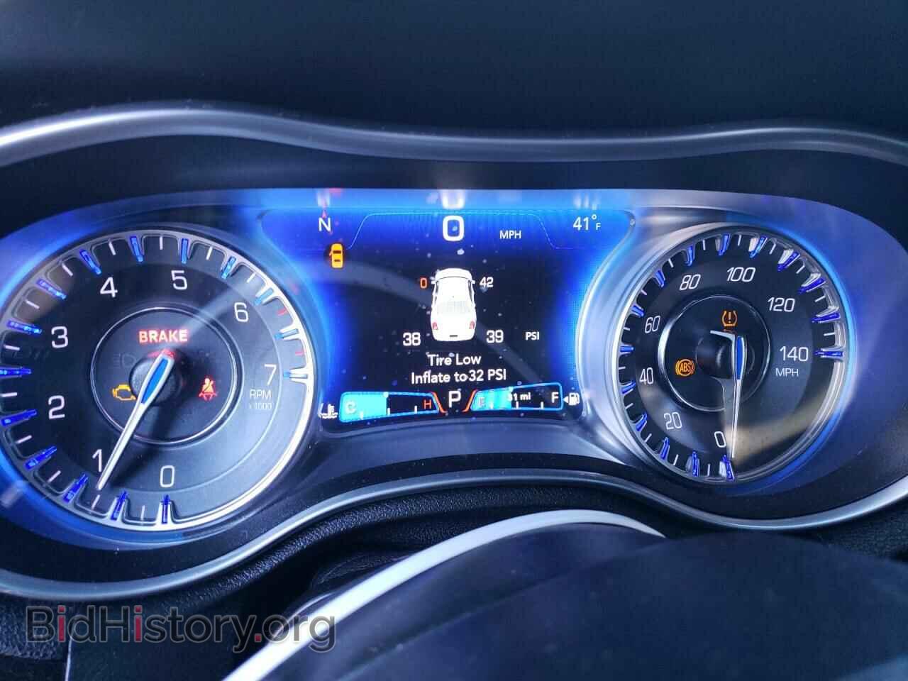 2021 CHRYSLER 300 - VIN: 2C3CCABG5MH545931 - Фото 9