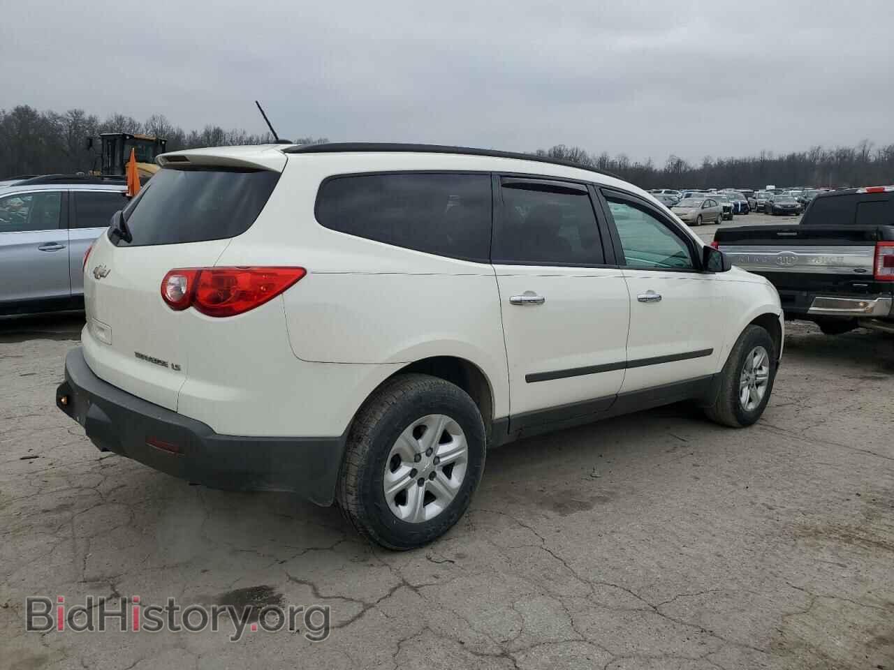 2012 CHEVROLET TRAVERSE - VIN: 1GNKVFED1CJ380593 - Фото 3