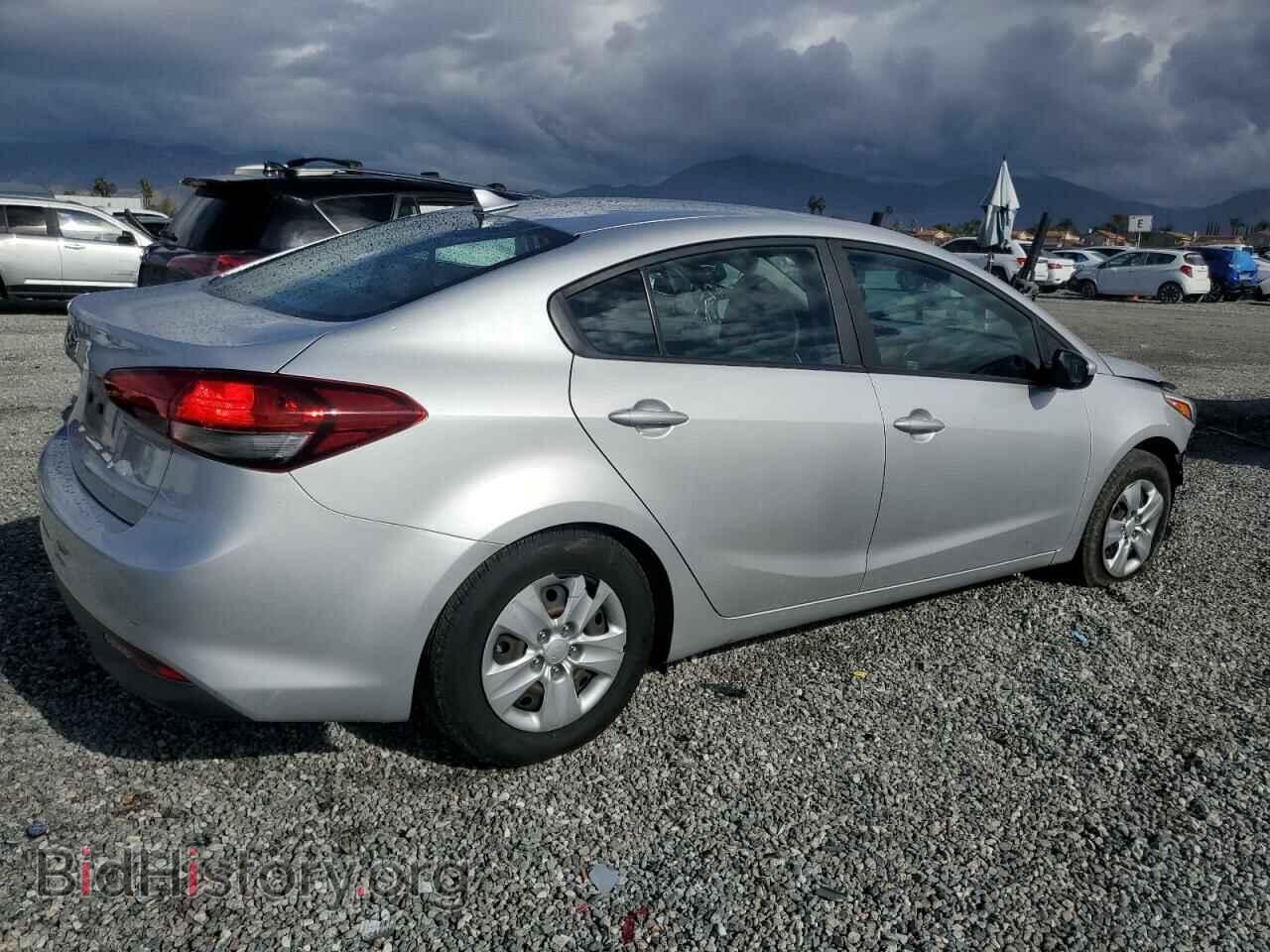 2017 KIA FORTE - VIN: 3KPFK4A79HE133592 - Фото 3
