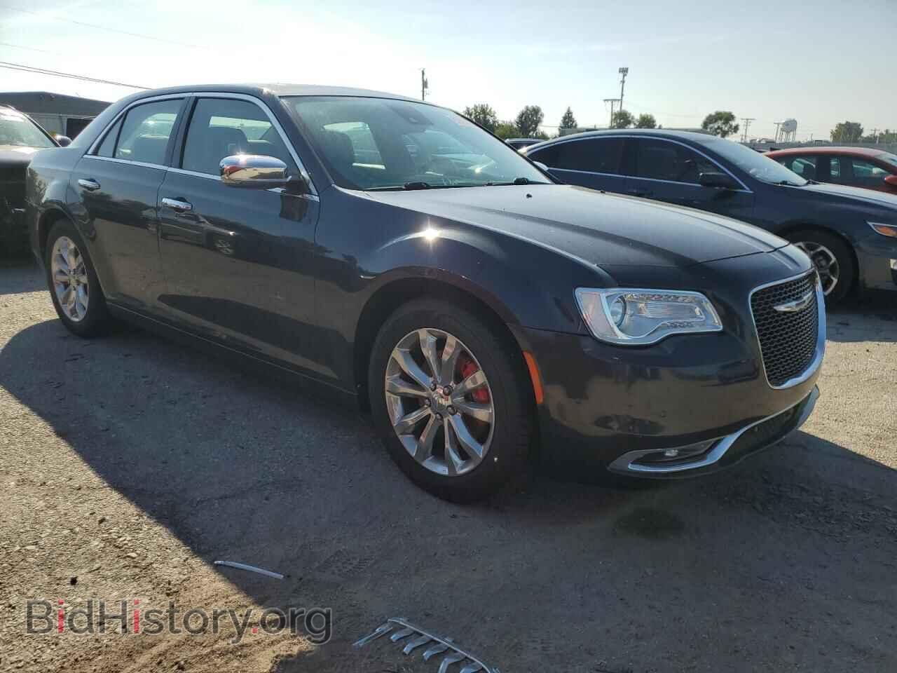 2017 CHRYSLER 300 - VIN: 2C3CCAKG3HH586855 - Фото 4