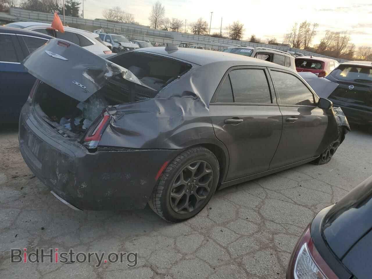 2018 CHRYSLER 300 - VIN: 2C3CCAGG0JH296572 - Фото 3