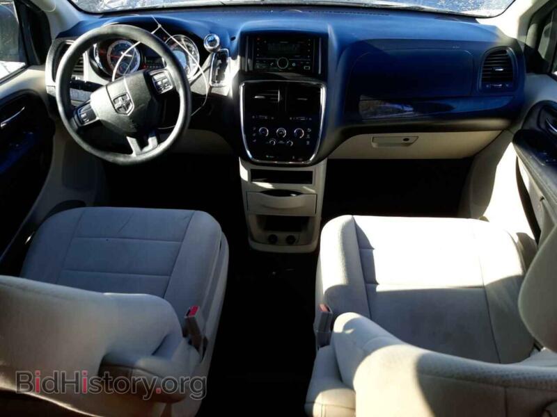 2013 Dodge CARAVAN (VIN 2C4RDGBG0DR733529) — photo 8 of 13