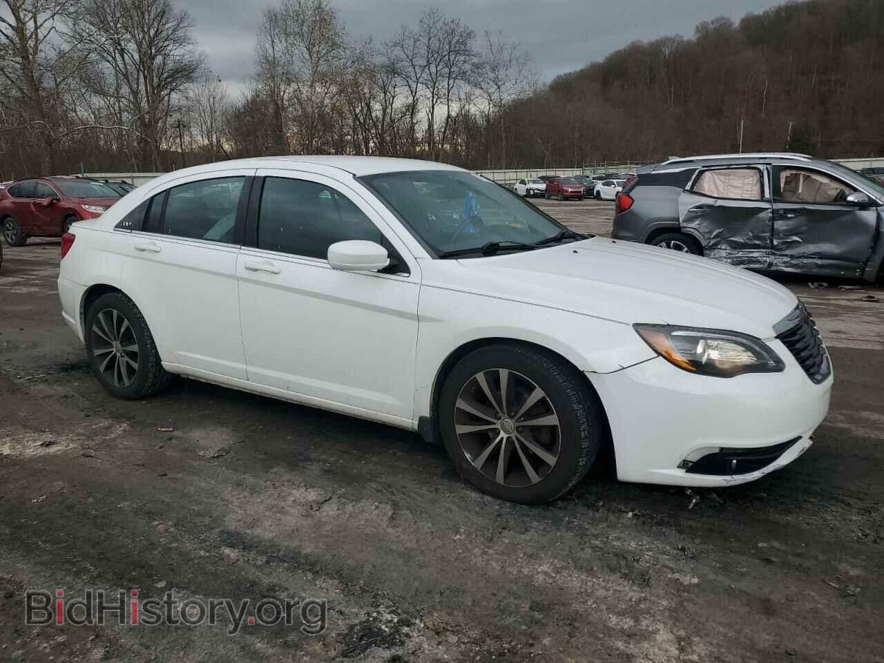 2014 CHRYSLER 200 - VIN: 1C3CCBBG8EN128673 - Фото 4