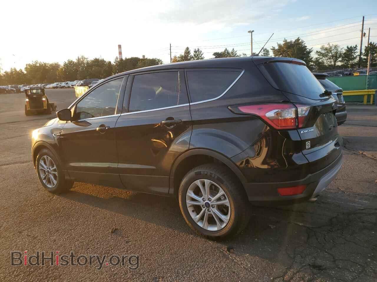 2017 FORD ESCAPE - VIN: 1FMCU9GD0HUD28548 - Фото 2