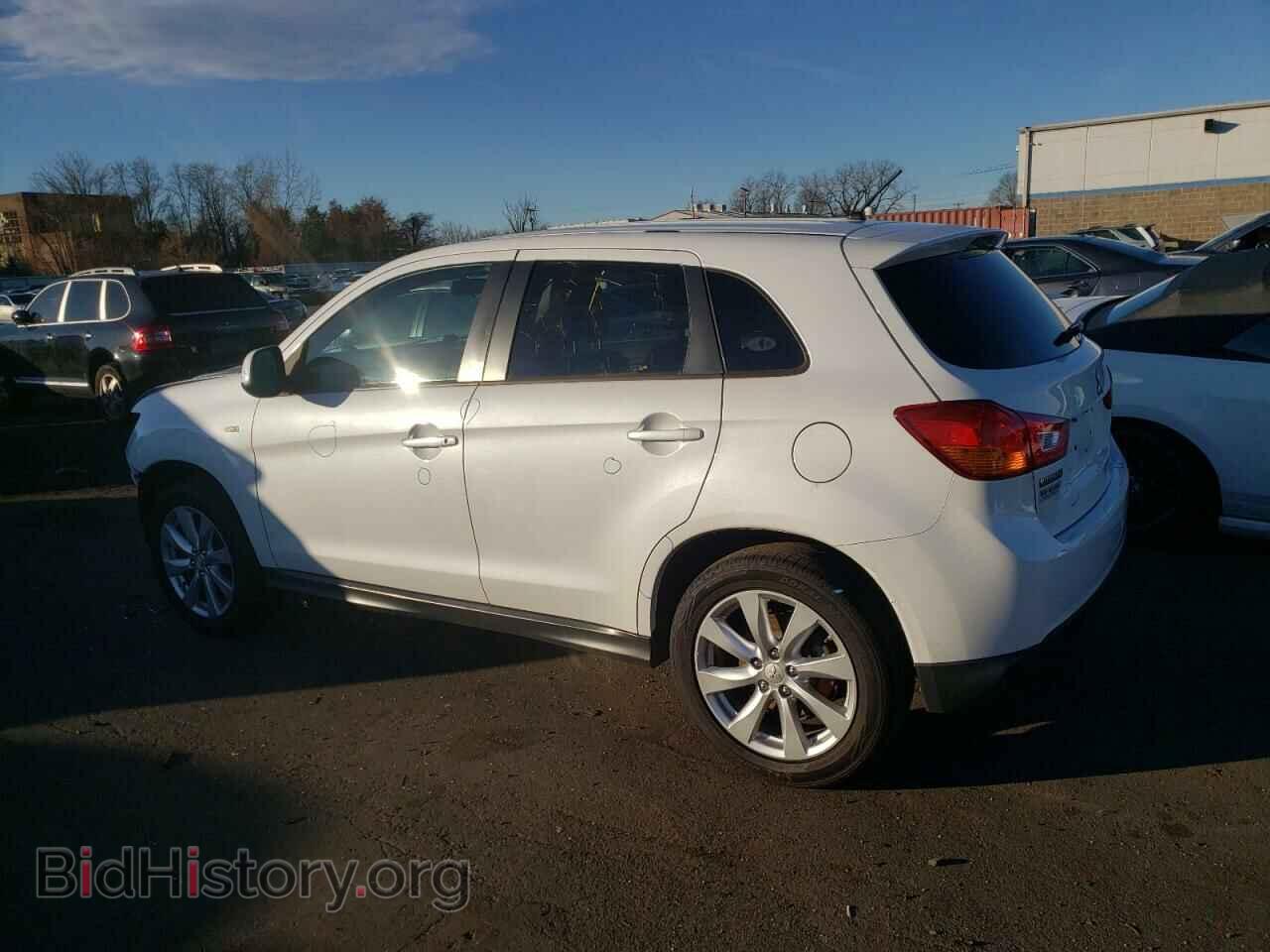 2015 MITSUBISHI OUTLANDER - VIN: 4A4AR3AU0FE018662 - Фото 2
