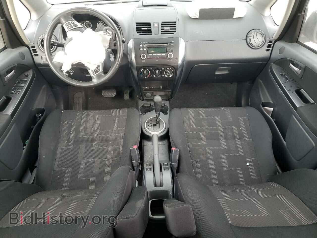2011 SUZUKI SX4 - VIN: JS2YB5A36B6303776 - Фото 8