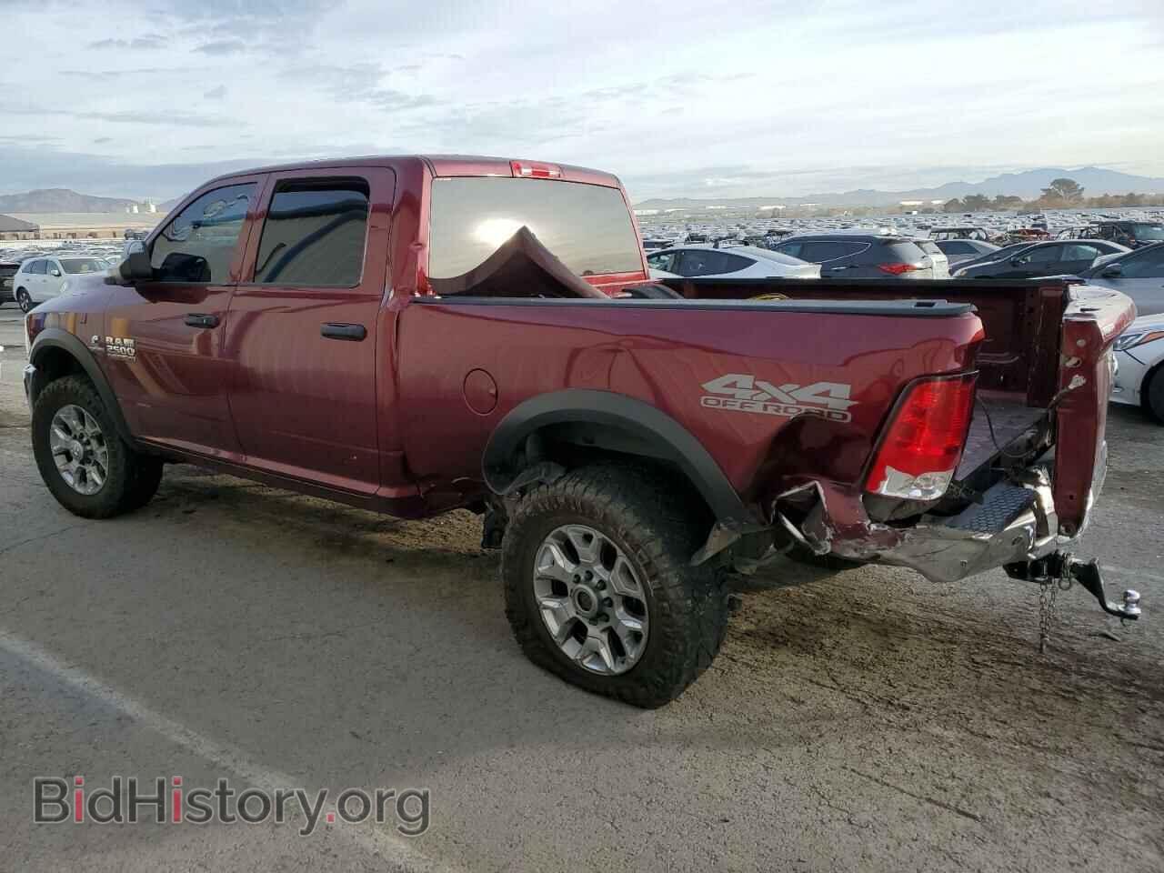 2018 RAM All Models - VIN: 3C6UR5CLXJG389678 - Фото 2