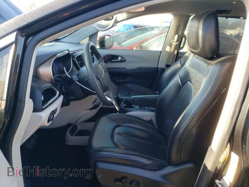 2020 Chrysler MINIVAN (VIN 2C4RC1DG4LR176684) — photo 7 of 14