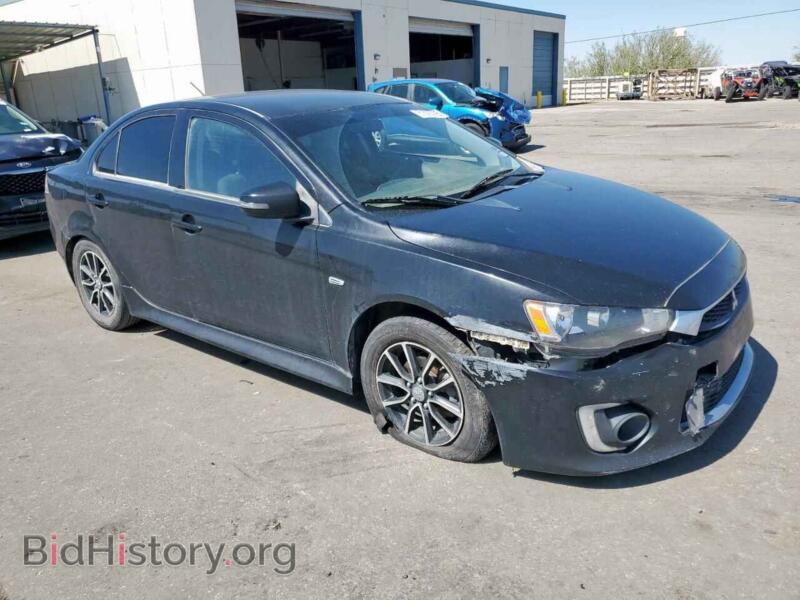 2017 Mitsubishi LANCER (VIN JA32U2FUXHU005910) — фото 4 из 12