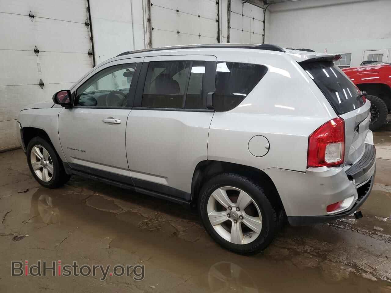 2011 JEEP COMPASS - VIN: 1J4NT1FB6BD260856 - Фото 2