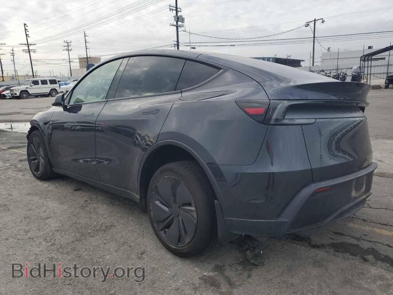 2026 TESLA MODEL Y - VIN: 7SAYGDED5TF401411 - Фото 2