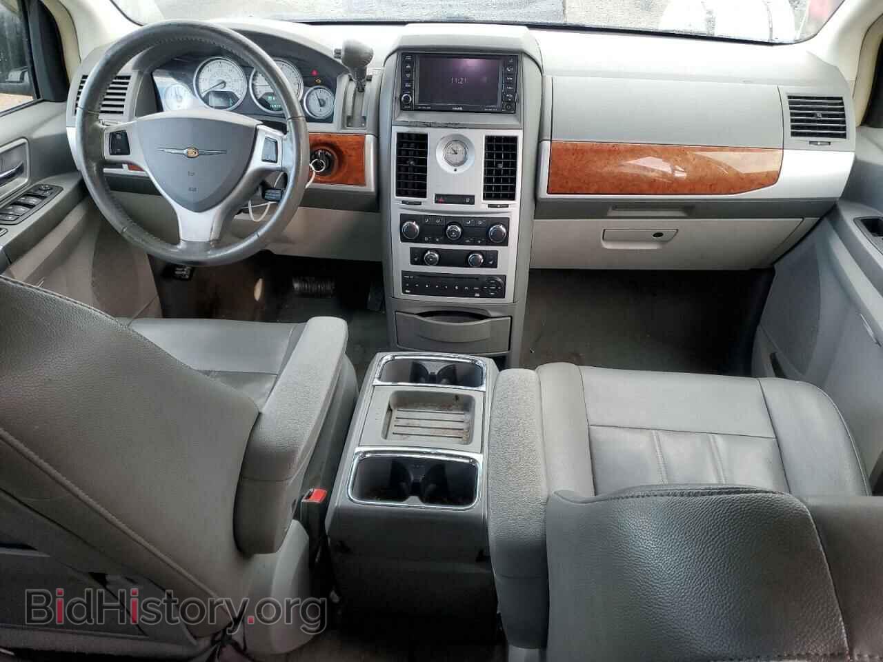 2008 CHRYSLER MINIVAN - VIN: 2A8HR54P38R759751 - Фото 8