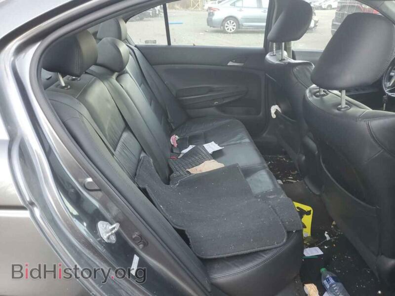 2011 Honda ACCORD (VIN 1HGCP2F61BA117083) — фото 10 из 12