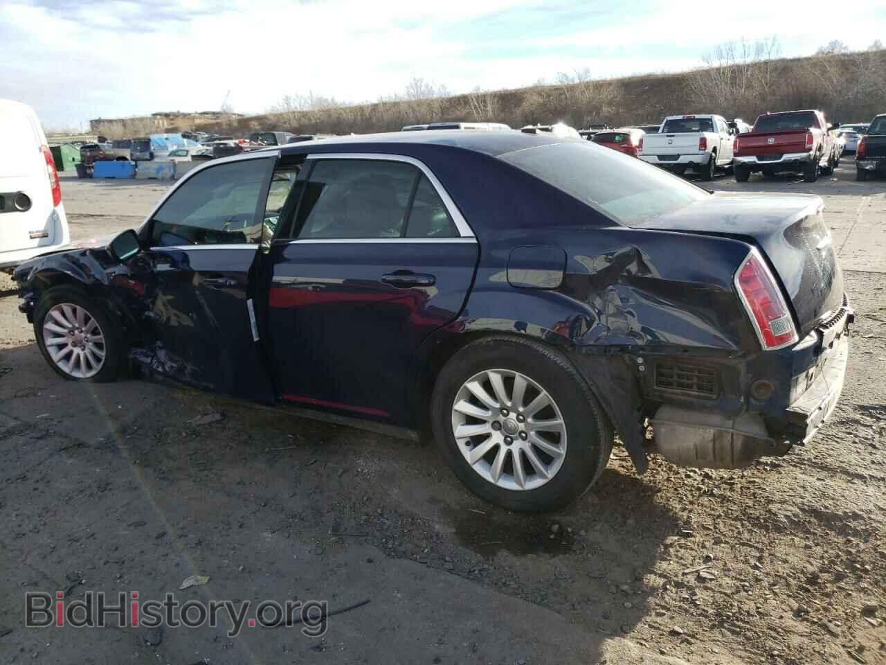 2014 CHRYSLER 300 - VIN: 2C3CCAAG7EH211564 - Photo 2
