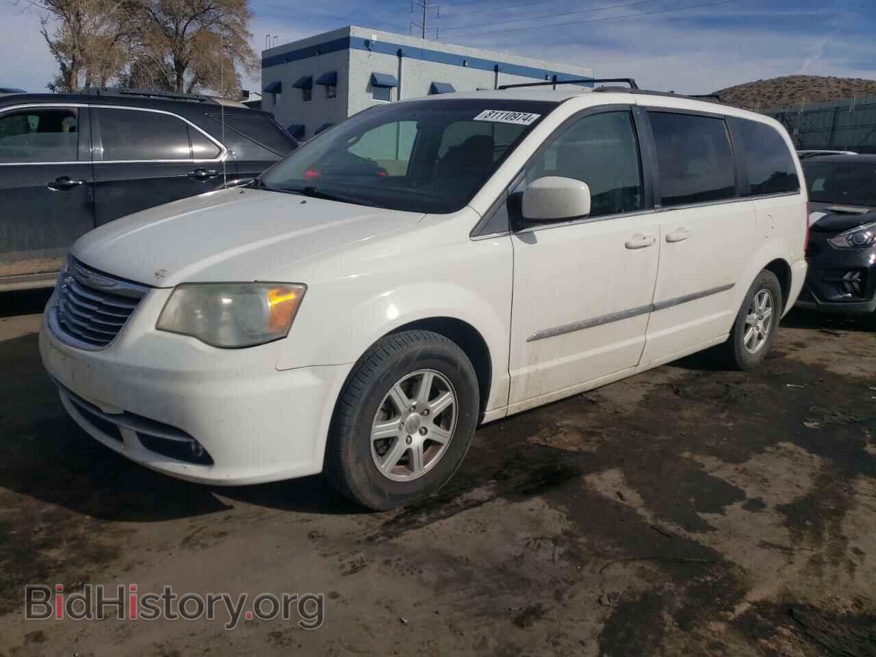 Photo 2A4RR5DG3BR665558 - CHRYSLER MINIVAN 2011