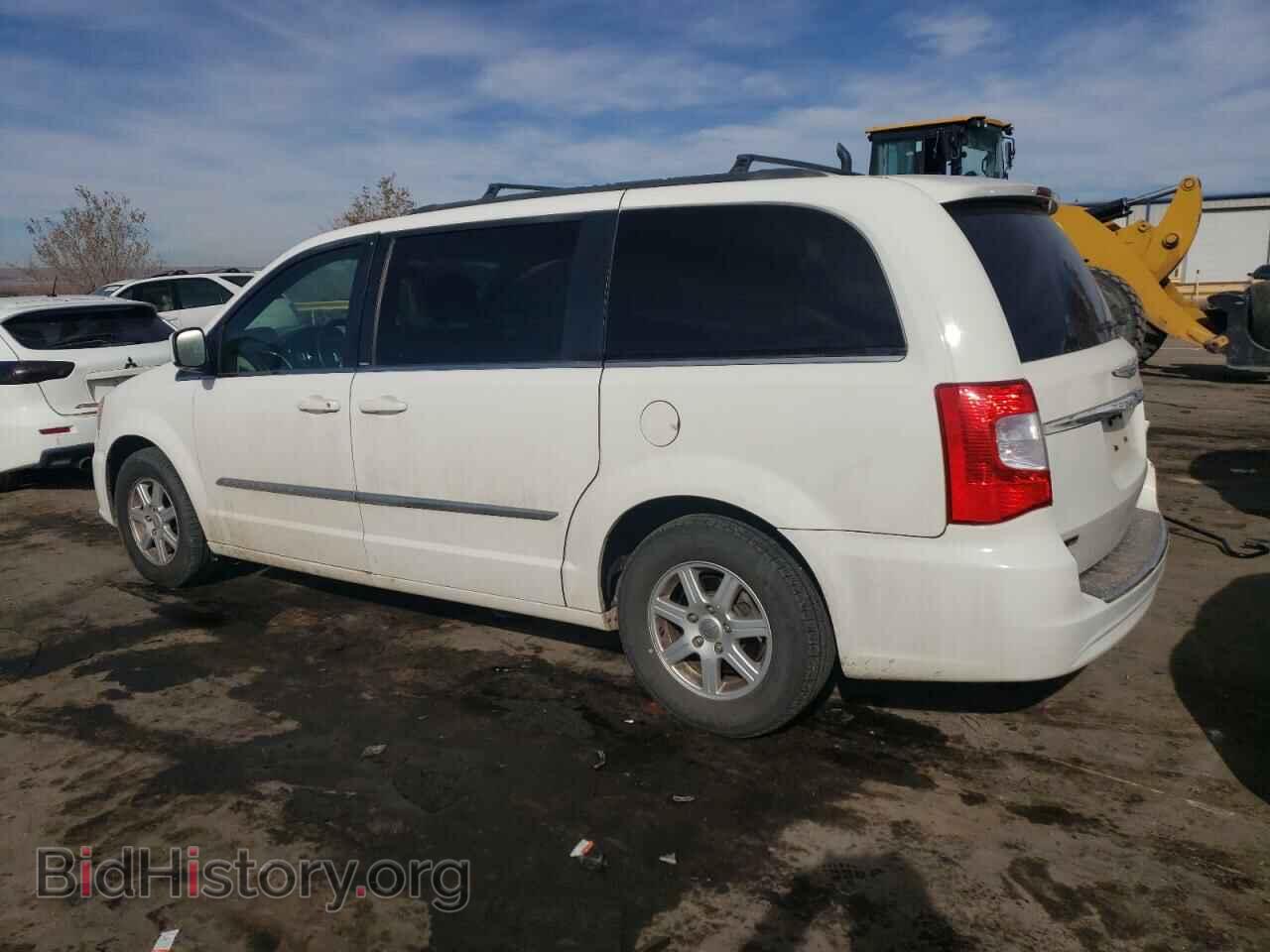 2011 CHRYSLER MINIVAN - VIN: 2A4RR5DG3BR665558 - Фото 2