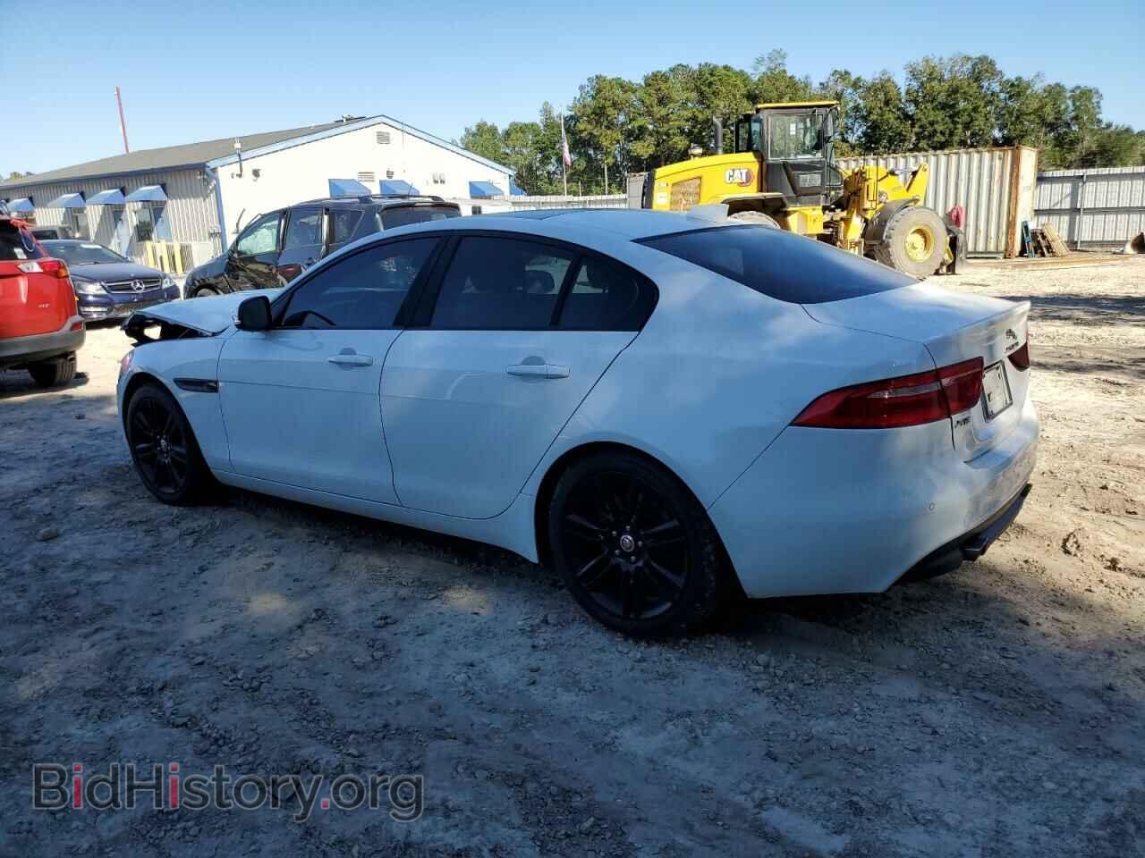 2017 JAGUAR XE - VIN: SAJAE4BG4HA948531 - Фото 2