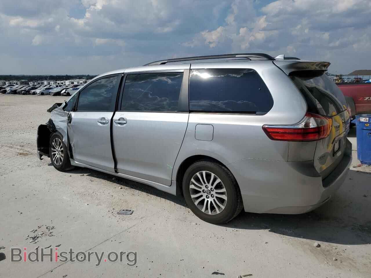 2018 TOYOTA All Models - VIN: 5TDYZ3DC2JS939132 - Фото 2
