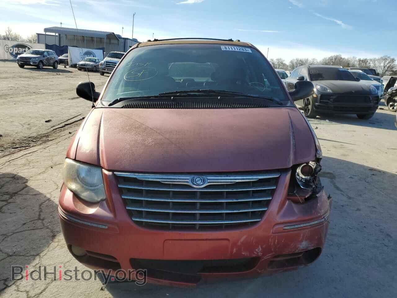 2005 CHRYSLER MINIVAN - VIN: 2C8GP54L75R126850 - Photo 5