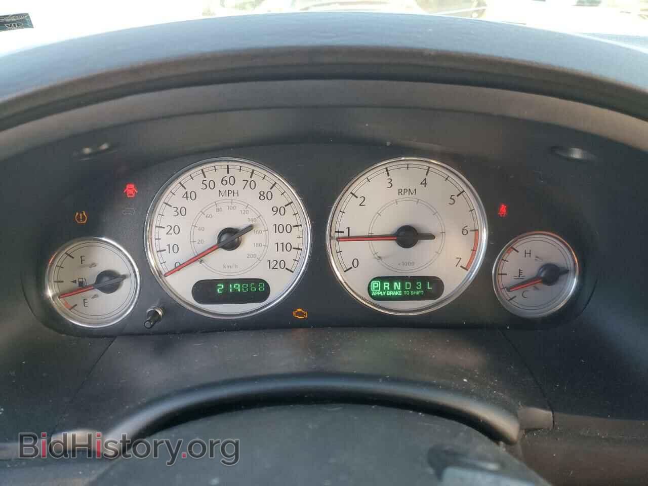 2005 CHRYSLER MINIVAN - VIN: 2C8GP54L75R126850 - Photo 9