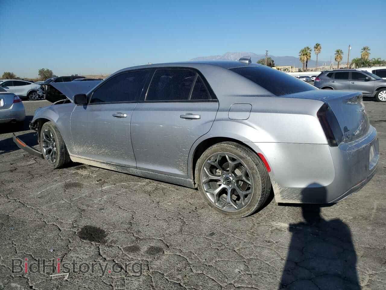 2017 CHRYSLER 300 - VIN: 2C3CCABG0HH619116 - Фото 2