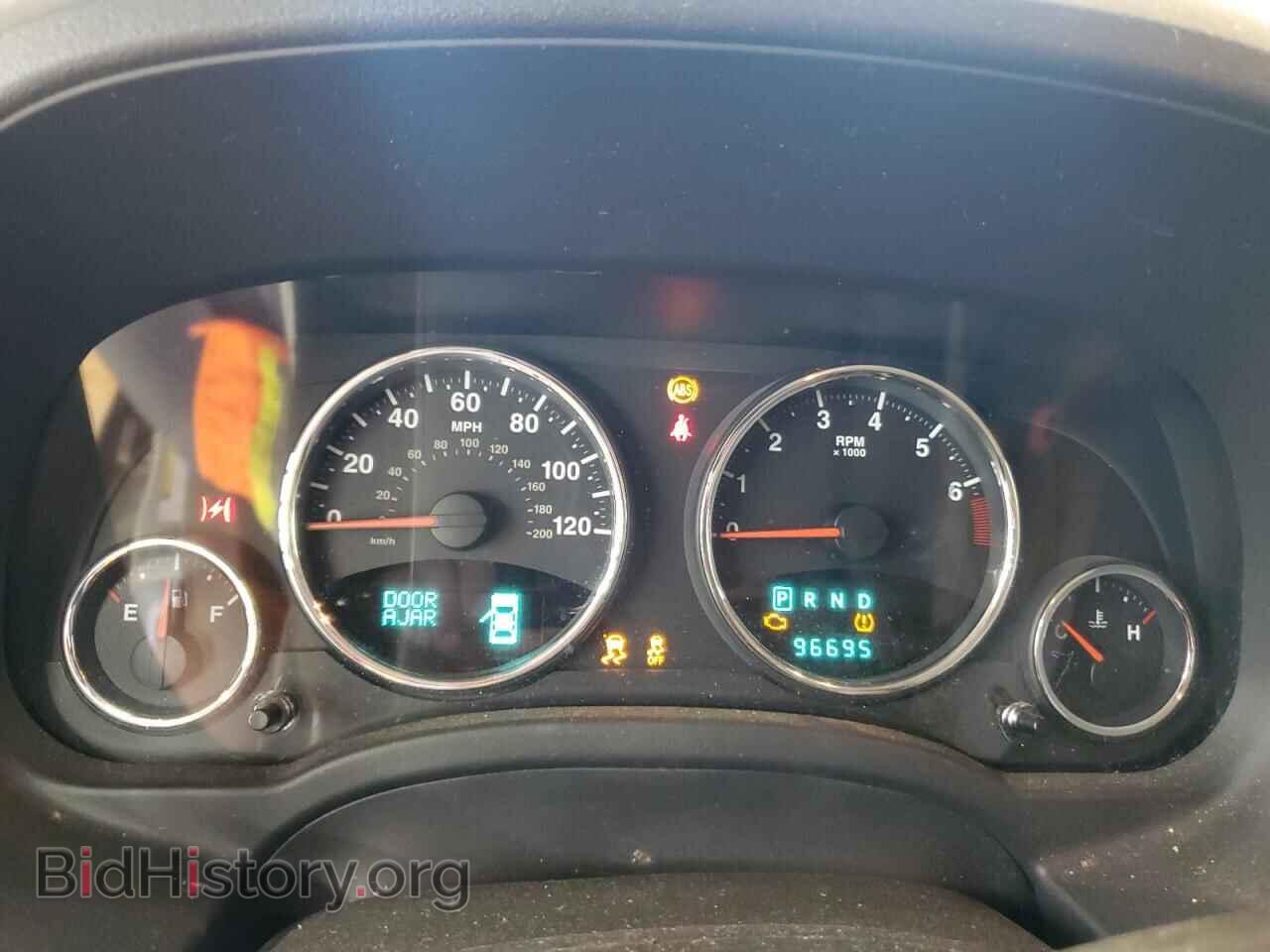 2010 JEEP COMPASS - VIN: 1J4NF5FB0AD536610 - Фото 9